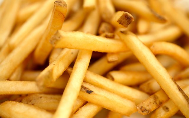 ohio-mom-claims-to-have-found-weed-in-daughters-wendys-fries