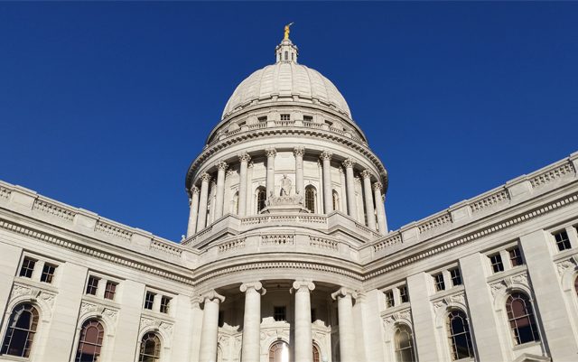 wisconsin-lawmakers-approve-CBD-oil-for-seizure-conditions