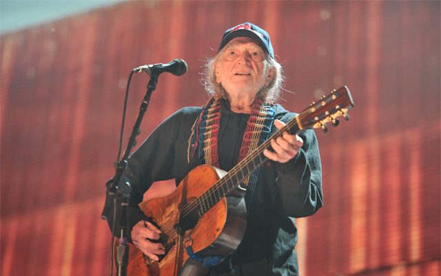willie-nelson-puts-jeff-sessions-in-his-place