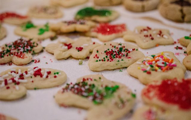 cannabis-christmas-sugar-cookie